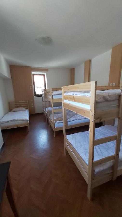 Hostel In Picerija Spajza Mojstrana Kültér fotó