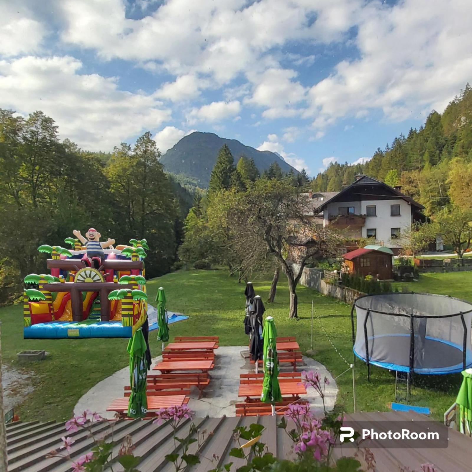 Hostel In Picerija Spajza Mojstrana Kültér fotó